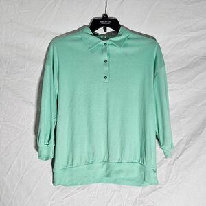 Vintage 90s mint blue undertones 3/4 sleeve preppy collared blouse